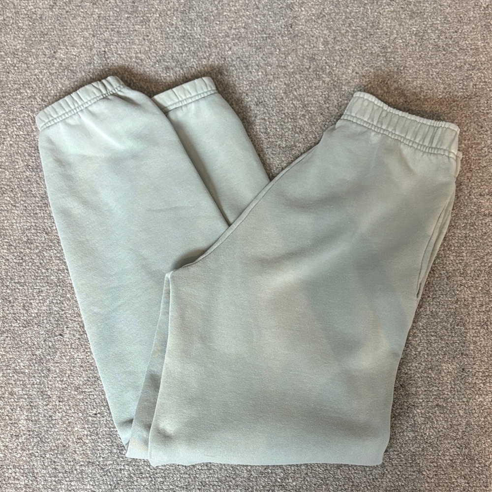 TNA boyfriend basic sweatpants